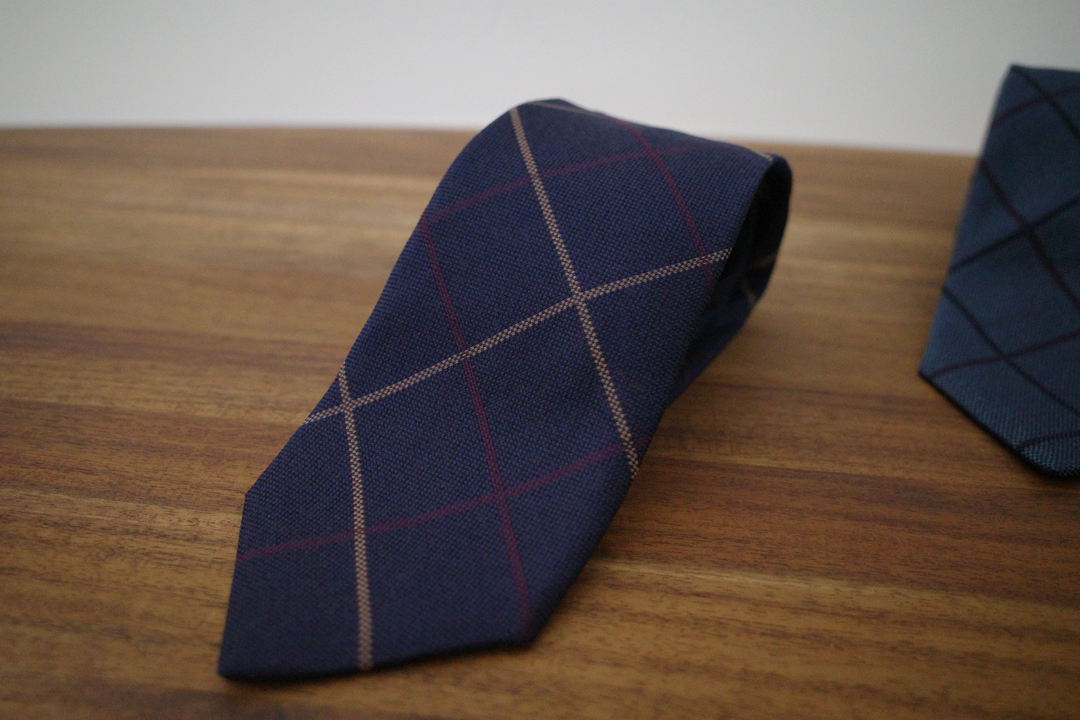 ウィンドウペンネクタイ2