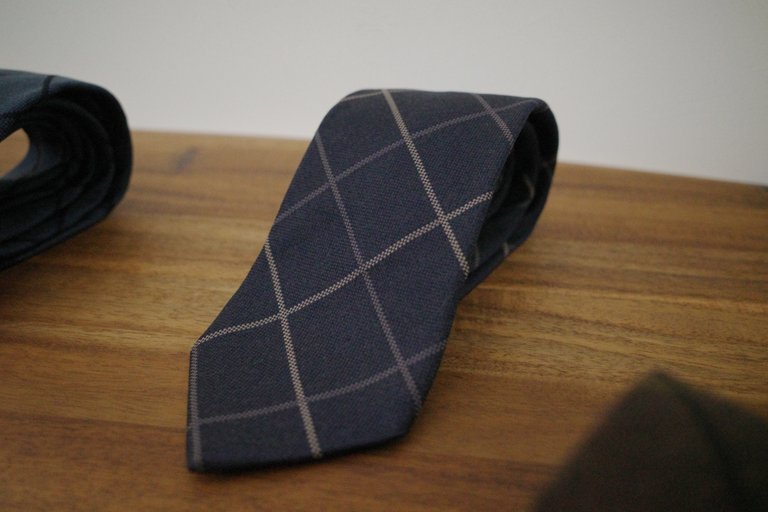ウィンドウペンネクタイ3