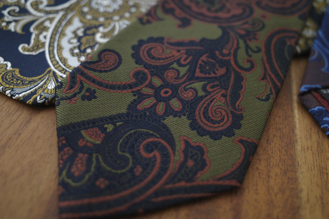 王道のペイズリーネクタイ3