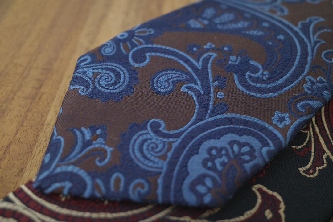 王道のペイズリーネクタイ4