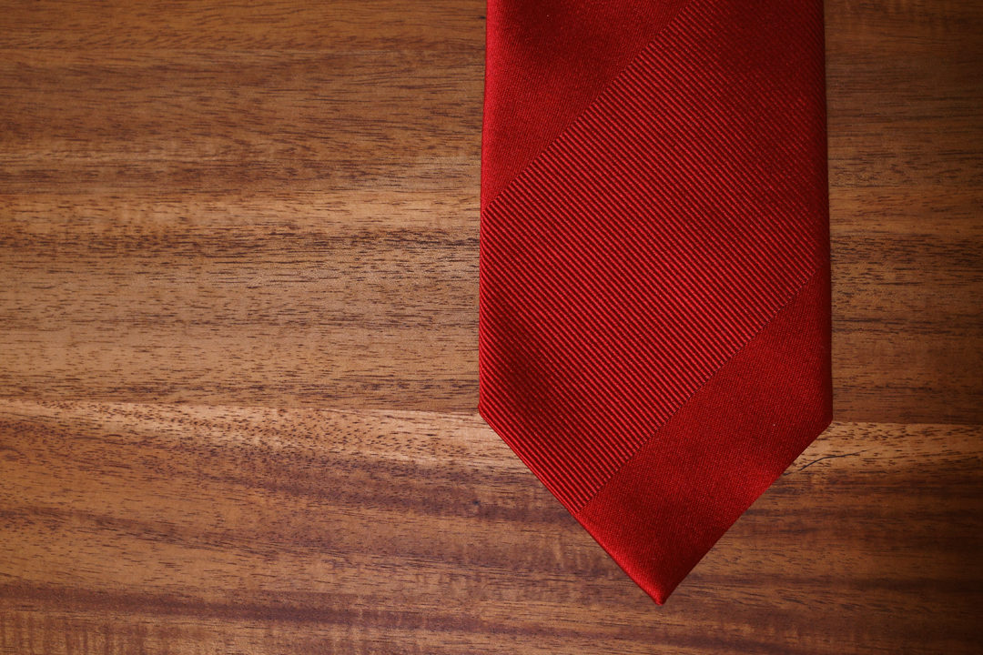 ブライトレッドネクタイ