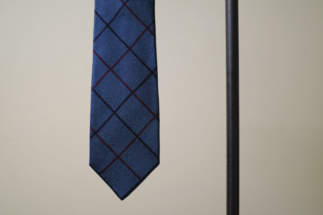 ウィンドウペンネクタイ