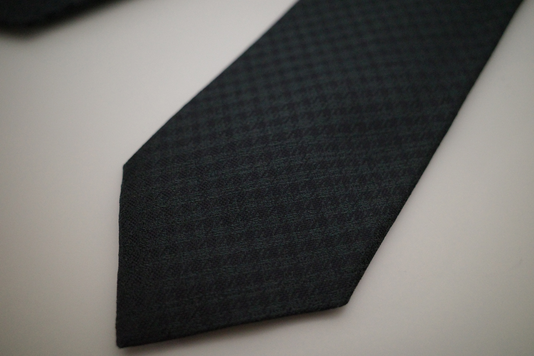 モードなギンガムチェックネクタイ5