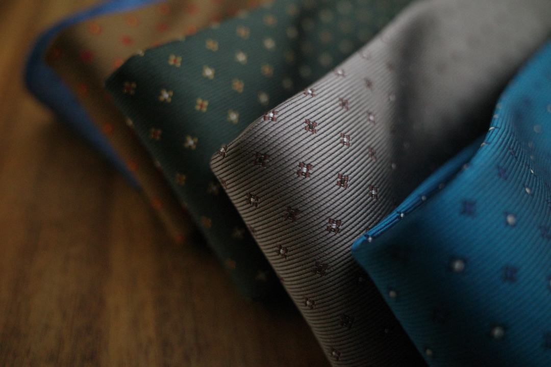 ミニスクエア小紋ネクタイ2